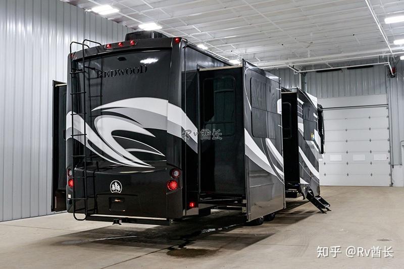 进口五轮鹅颈拖挂房车豪华奢侈品牌redwood红杉391rd带5个拓展