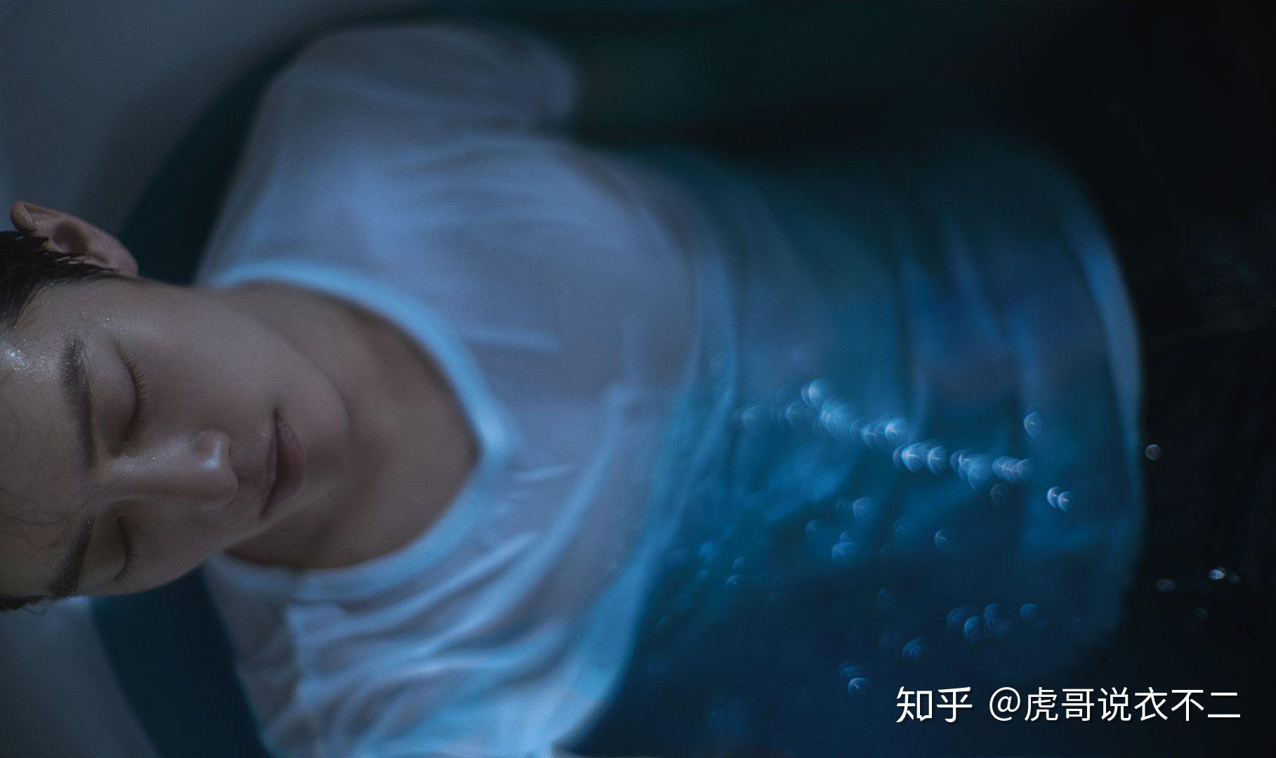 肖战出浴照曝光白t恤上演美男杀只是哥哥能不能多穿点呀