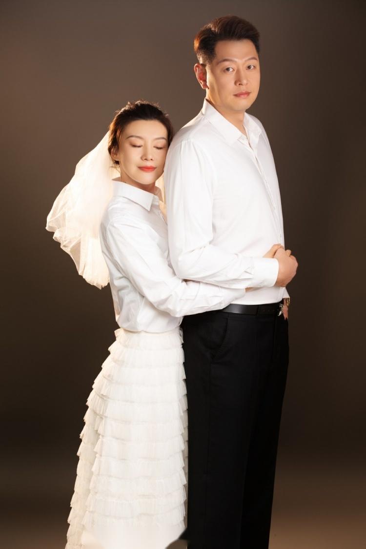 第10个周年纪念日莫科妻子周雅菲承蒙时间不弃此生不负相遇