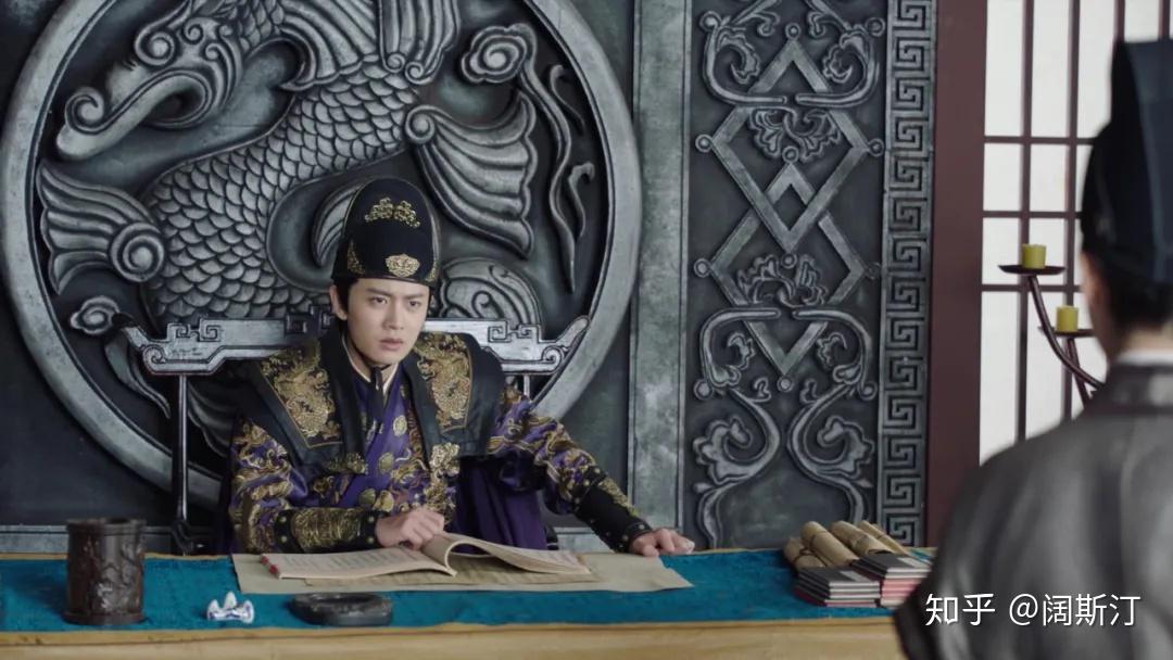 姓名:陆绎身份:锦衣卫最高指挥使之子,陆经历,后陆佥事特征:行事冷静