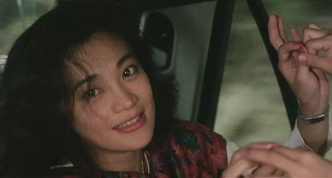 张艾嘉就这么在演艺之路上一路狂奔.