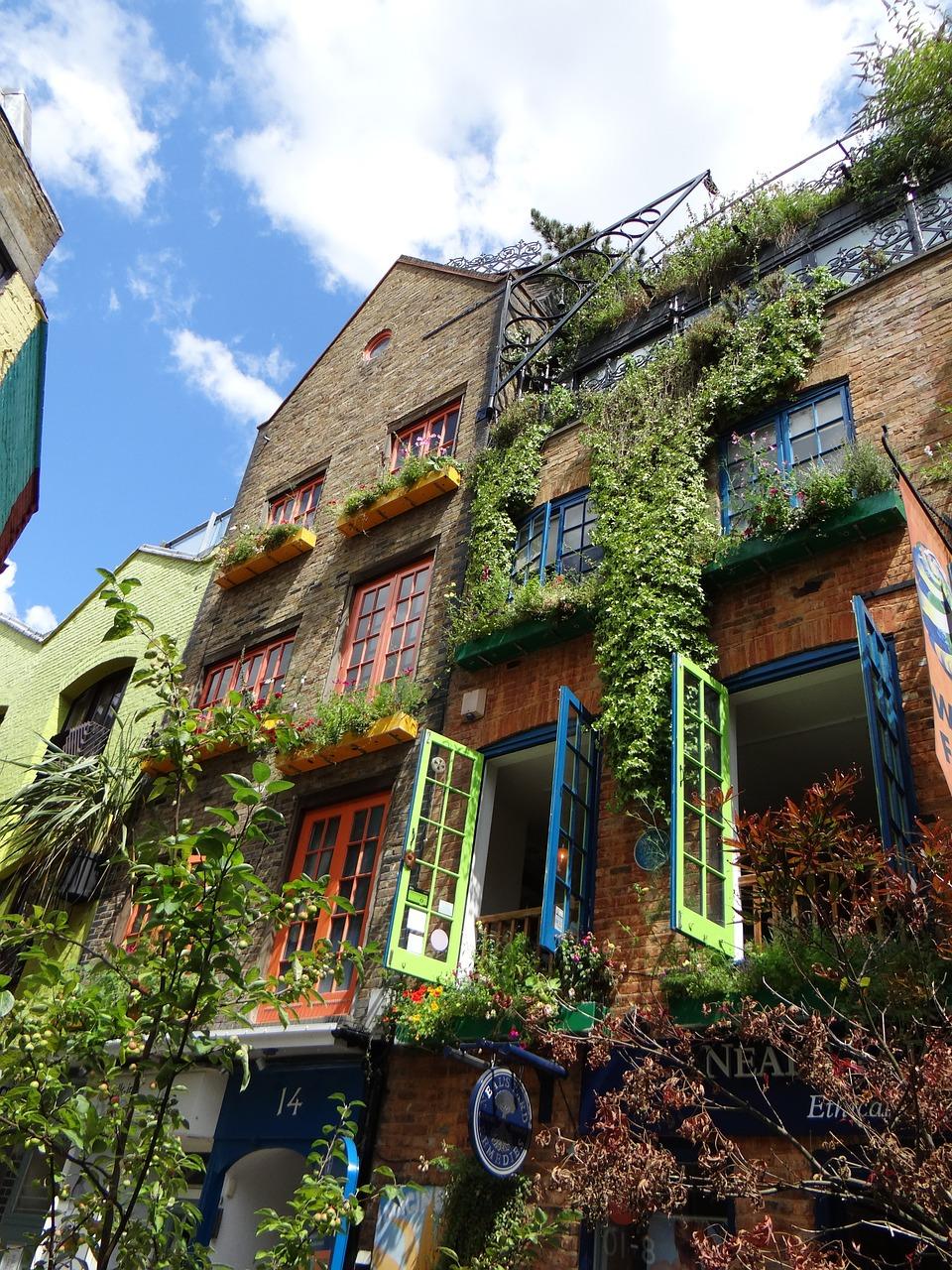 阔达装饰公司待遇如何