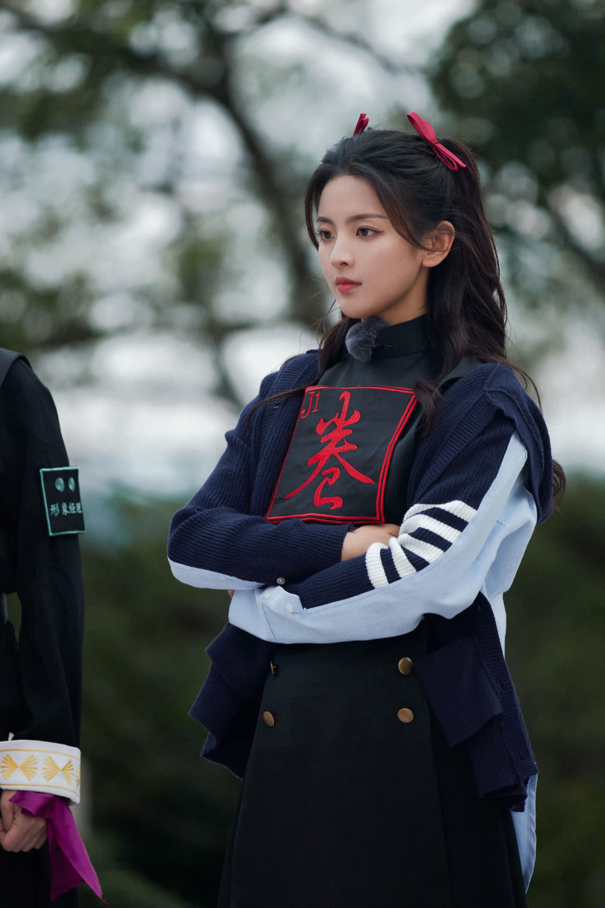 杨超越在综艺麻花特开心中的造型有哪些亮点