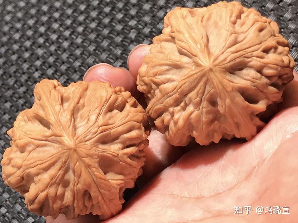 大粗筋儿文玩核桃走上巅峰到底是名至实归？还是一场商家“秀
