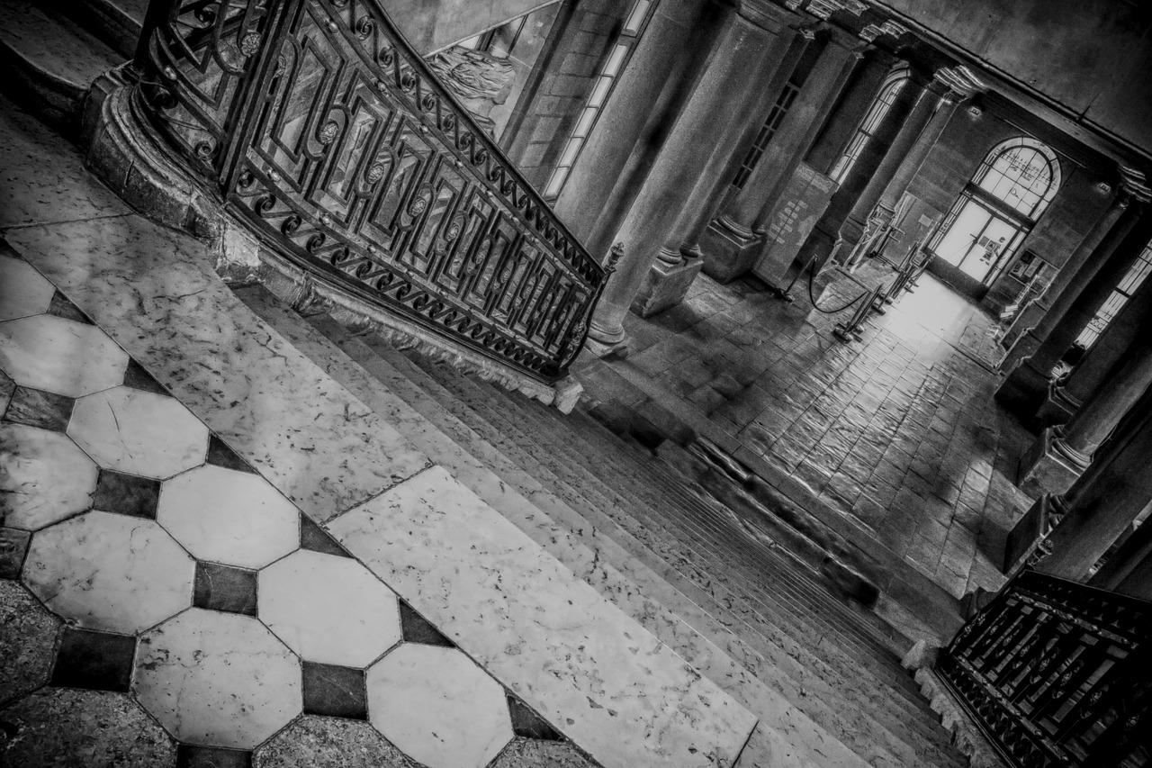 1. 仇保兴背景揭秘