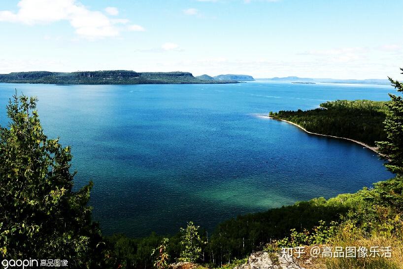 世界最大的淡水湖图片