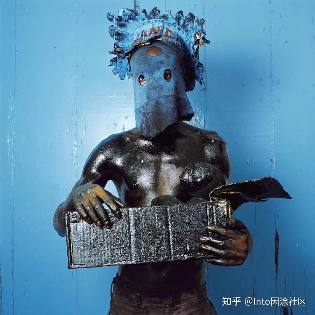 暴力美学or跨越性别的美反常规的面部雕塑艺术