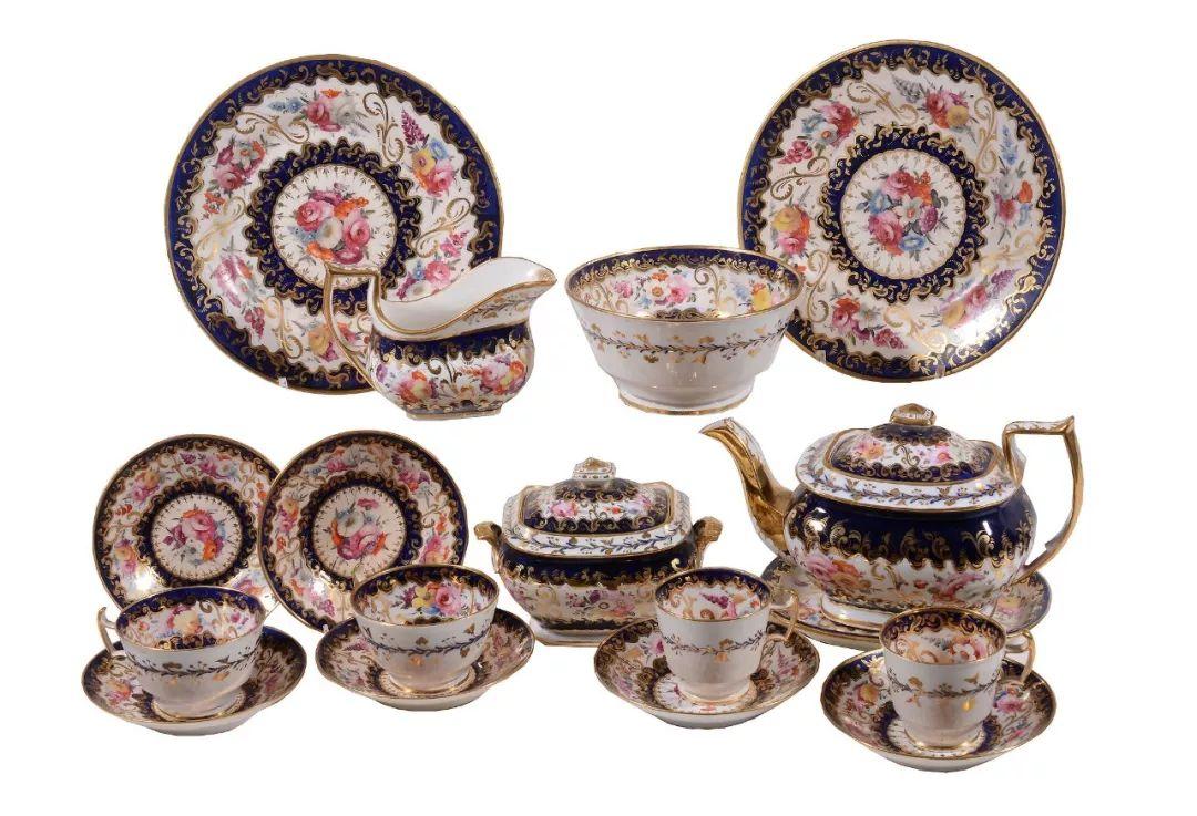 「伦敦杯型」来自「希腊杯型 grecian shape」最早于1812年前后出现