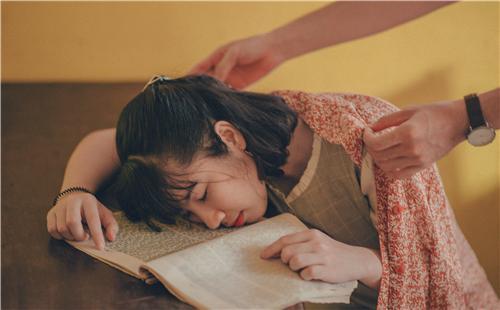 科学午睡指南:午觉有哪些讲究?该睡多久? - 知乎