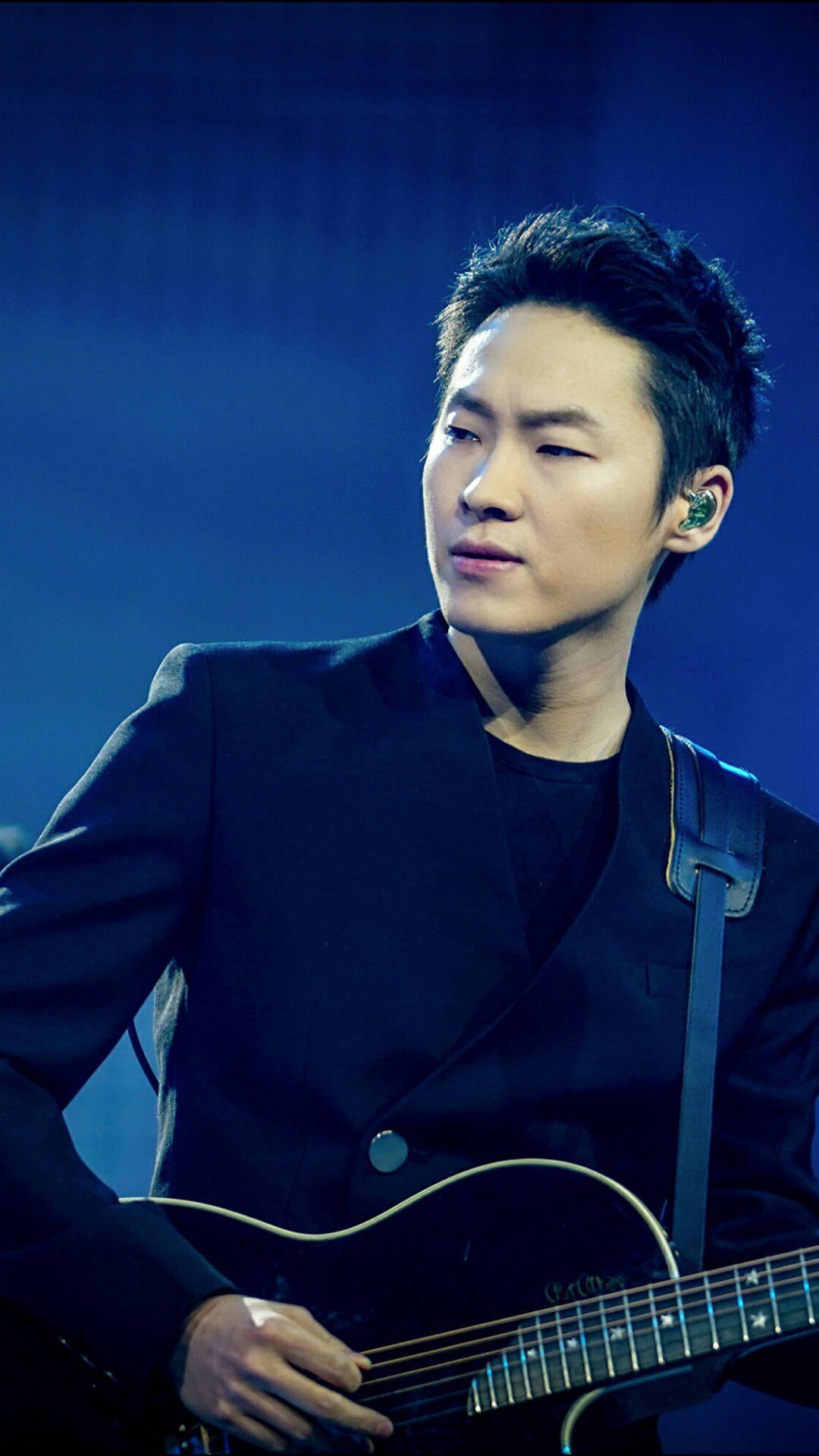 姐妹们 求梁博的高清大图? - 知乎