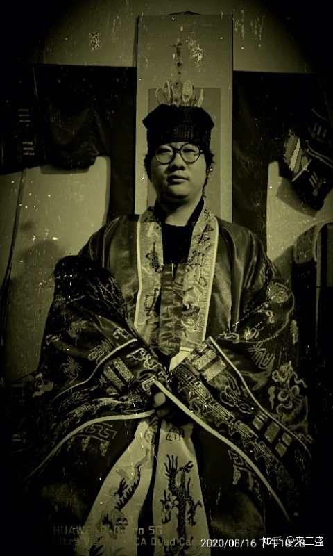 谁知道世上真有神仙附身吗?