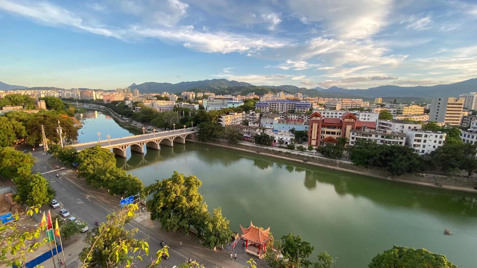 五指山市到底是怎么样的一个地方? - 知乎