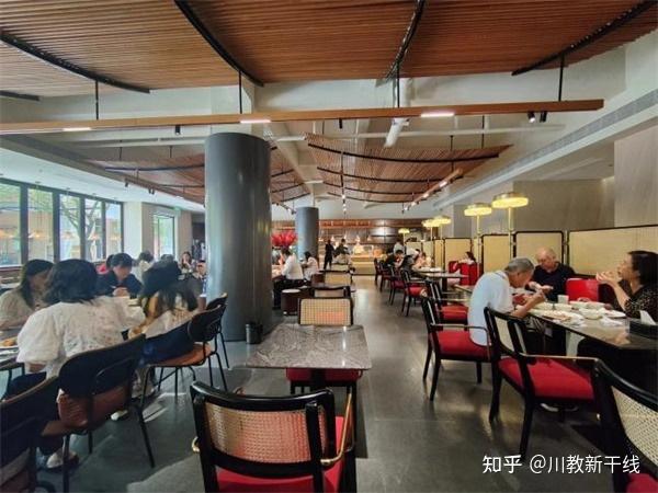 着力提升教职工幸福感四川工商学院升级版教职工食堂正式上线
