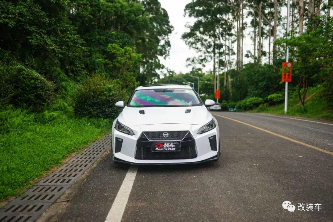 四门东瀛战神gtr其实是移动大沙发天籁大变身