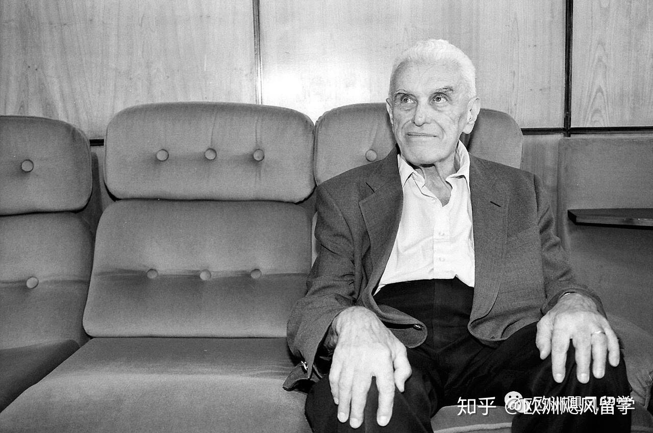 11.约翰.海萨尼(harsányi jános)1994年,获得诺贝尔经济学奖.