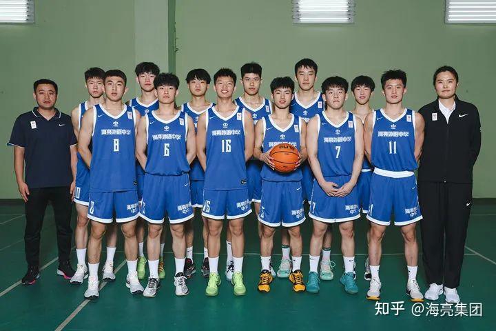 海亮外语中学篮球队获得耐克中国高中篮球联赛全国季军