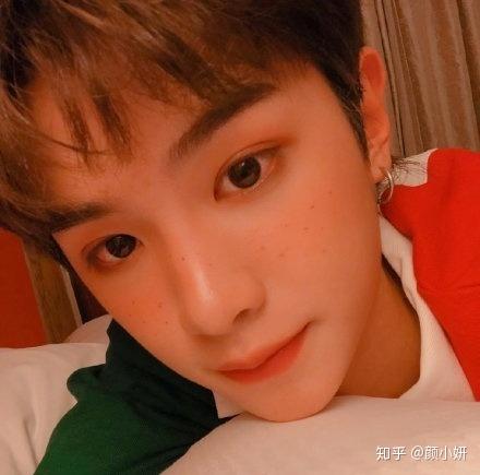 宋祖儿小雀斑妆高级又性感谁说有雀斑的女孩不可爱