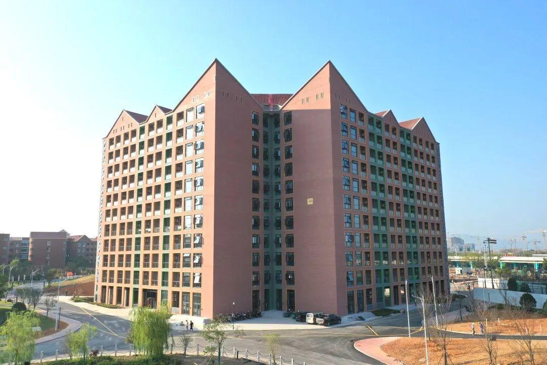 中国计量大学宿舍楼图片