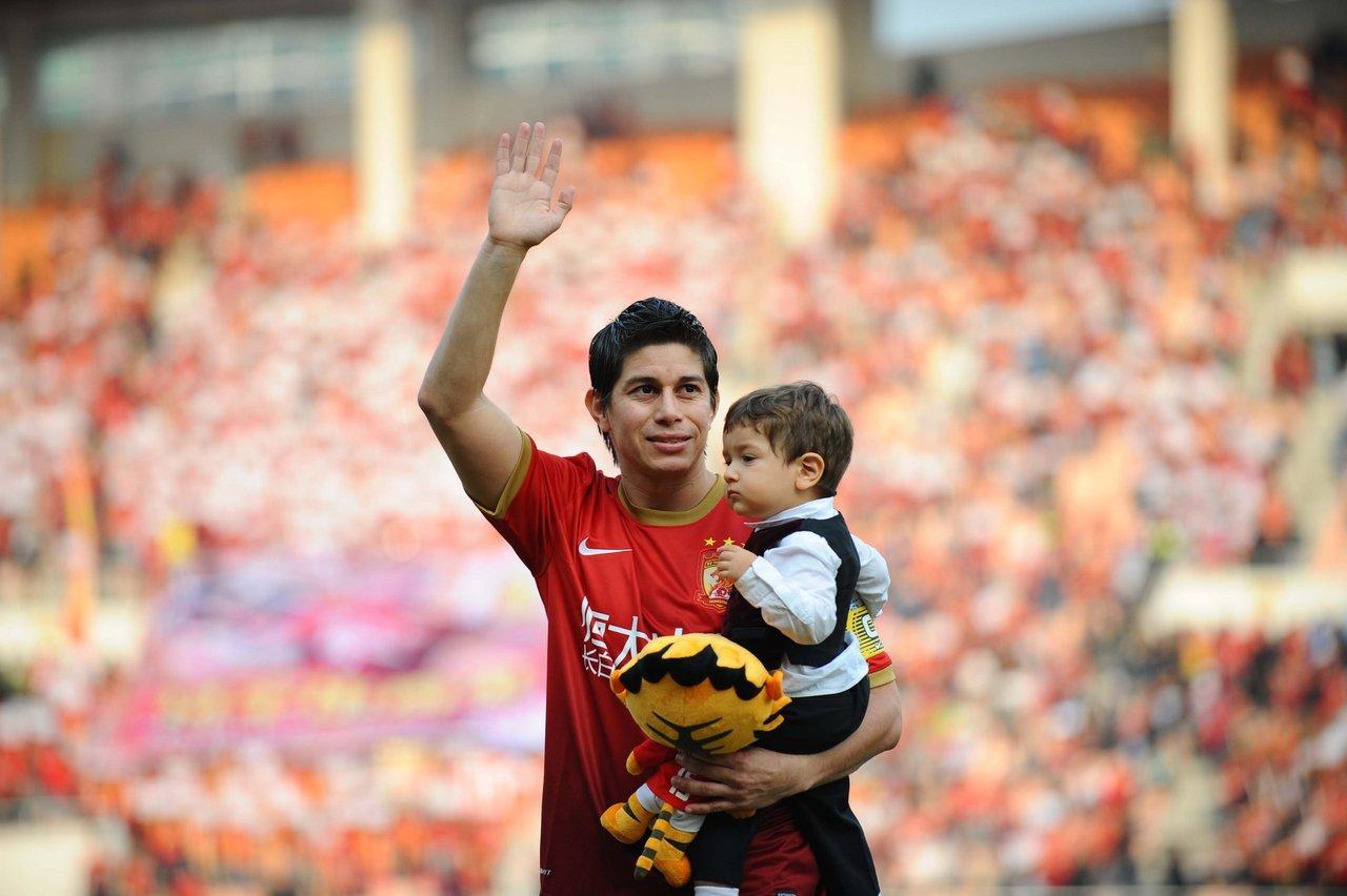 中国国家男子足球队是否需要归化球员?归化球