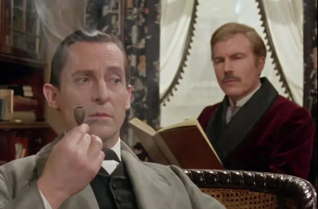 道尔arthur conan doyle,他的《福尔摩斯探案集》被多次改编为电影及