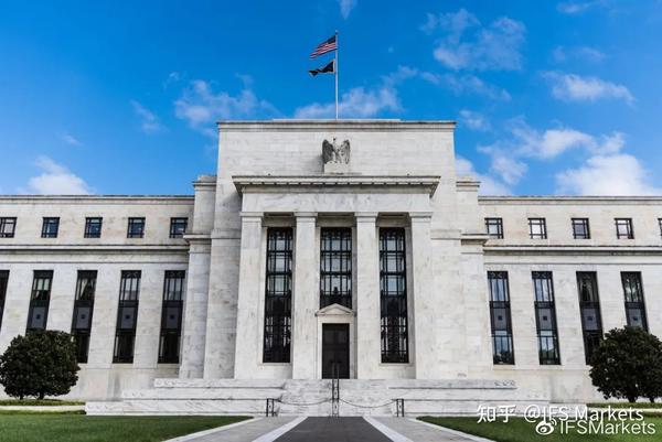 美联储维持高利率加剧美国债务风险