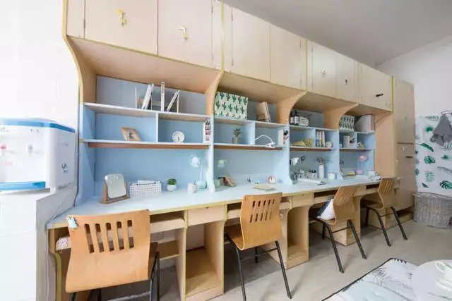 哪里的大学宿舍好 v2-349b6b067f789d75fcfb18cf74be982d_r.jpg