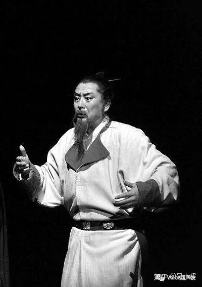 台上台下是乡亲戏剧就是回故乡