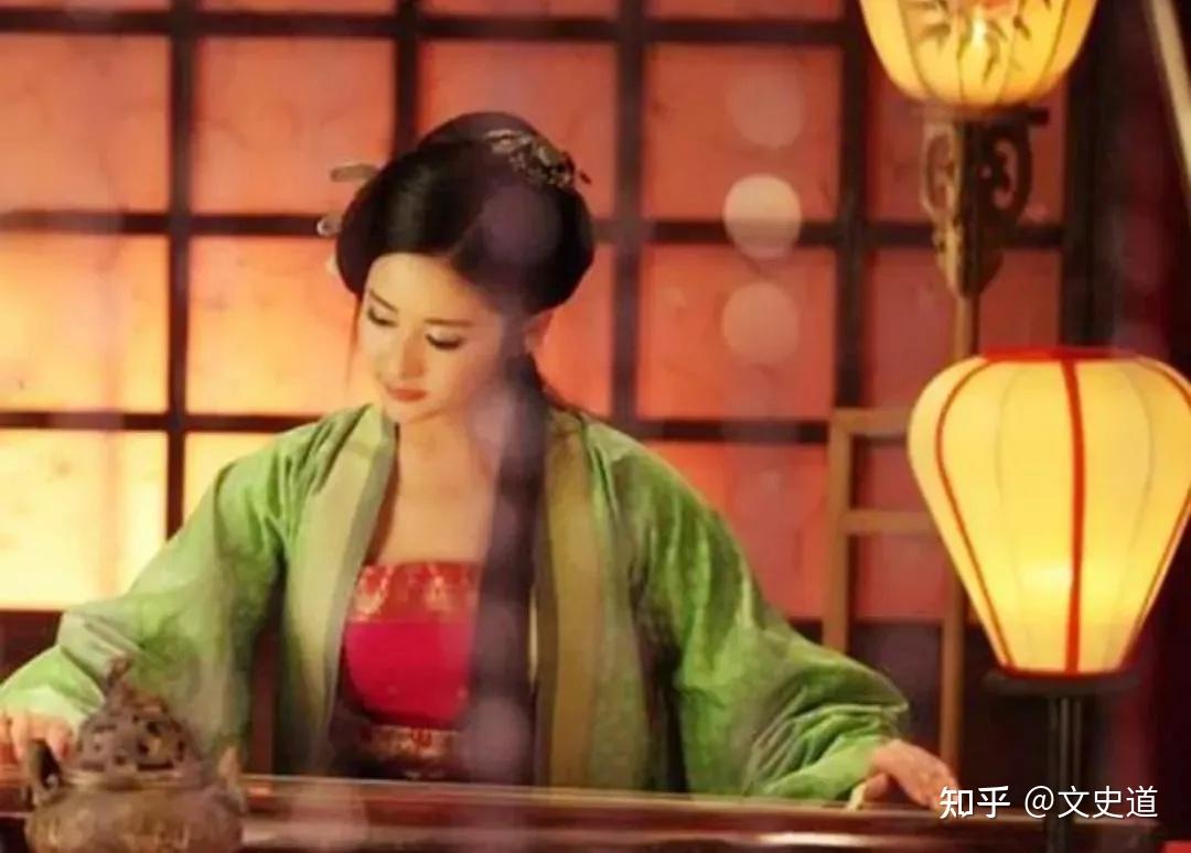 看了鸨鸟怎么交配,才知道古代青楼的老板娘,为何叫“老鸨”! - 知乎