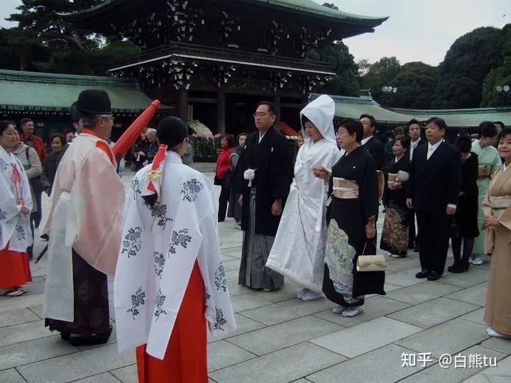 日本神道教服饰图片