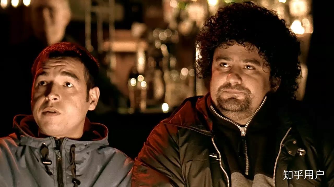 电影《两杆大烟枪》到底好看在哪里? - 知乎