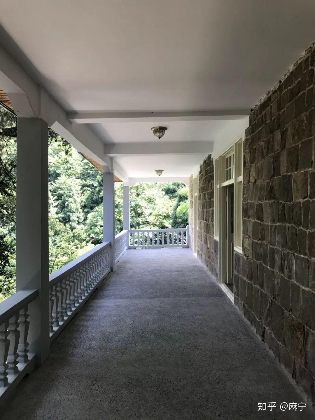 莫干山颐园茂林修竹间伴着萤火虫收获一夜好眠