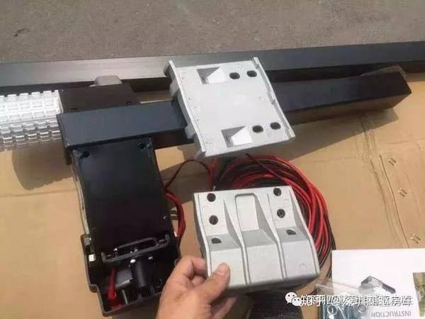 房车窄巷掉头必备神器,电动移车器,一键操控方便快捷