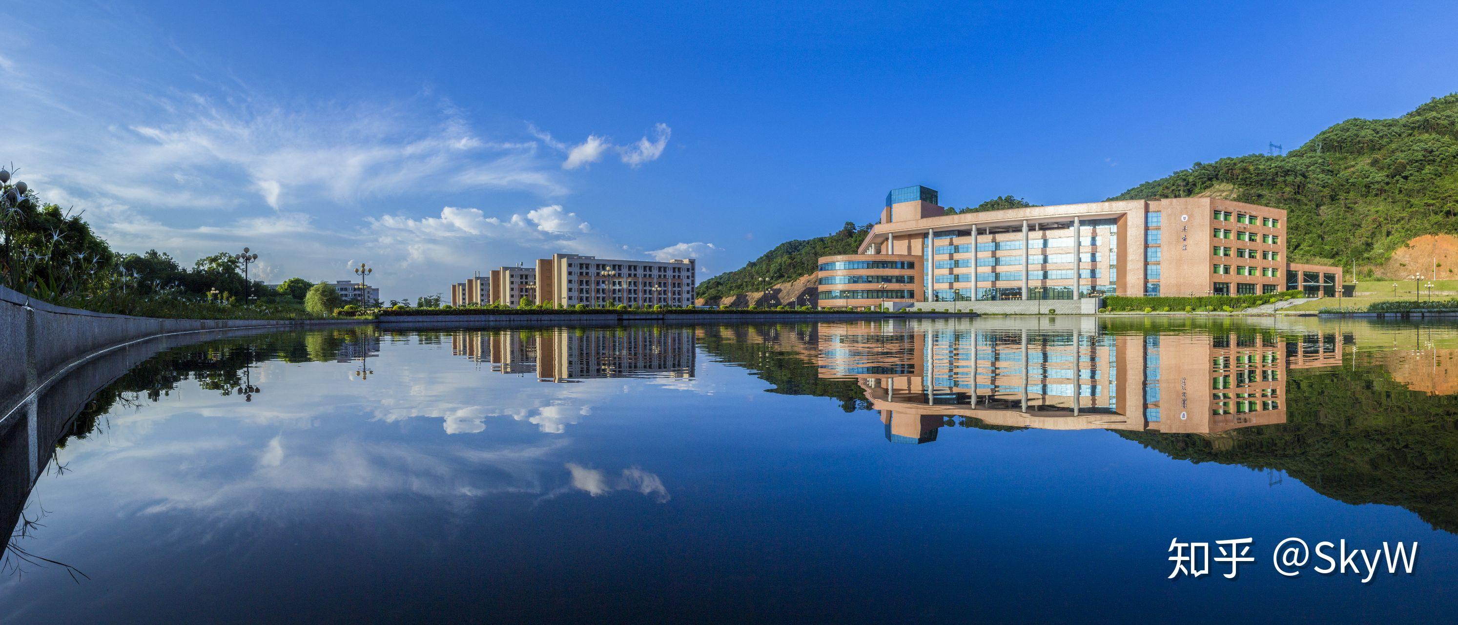 广东药科大学校区图片