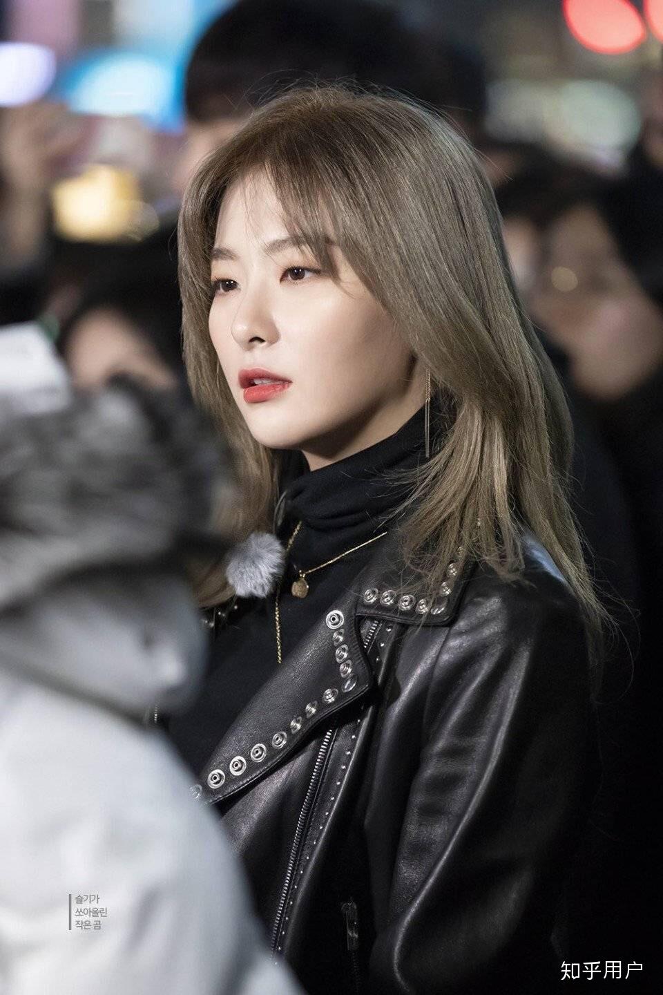 韩国女爱豆里都有哪些单眼皮的plmm?