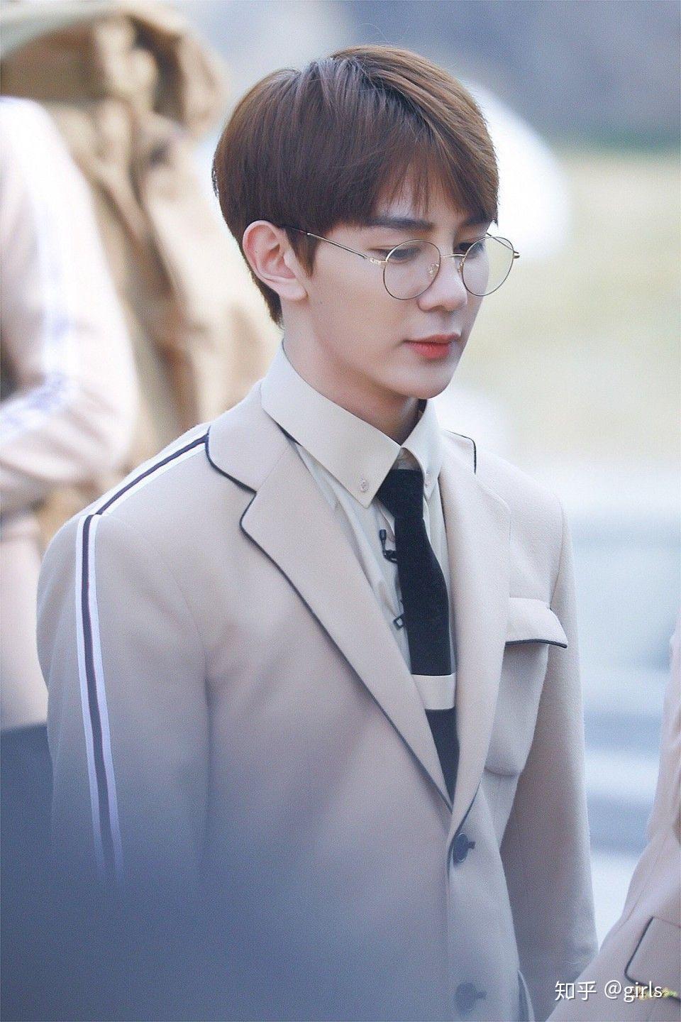 你是从哪一刻get到创造营2019成员夏之光的颜值的