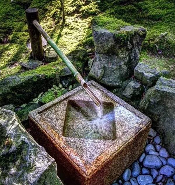 在庭院做一个竹喷泉清幽雅致禅意十足