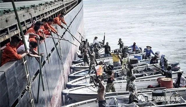 为什么索马里海盗不抢中国人甚至看到挂中国国旗的船就放行