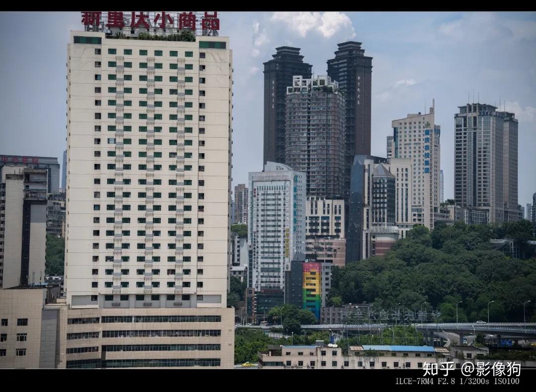 Sigma收購鏡頭