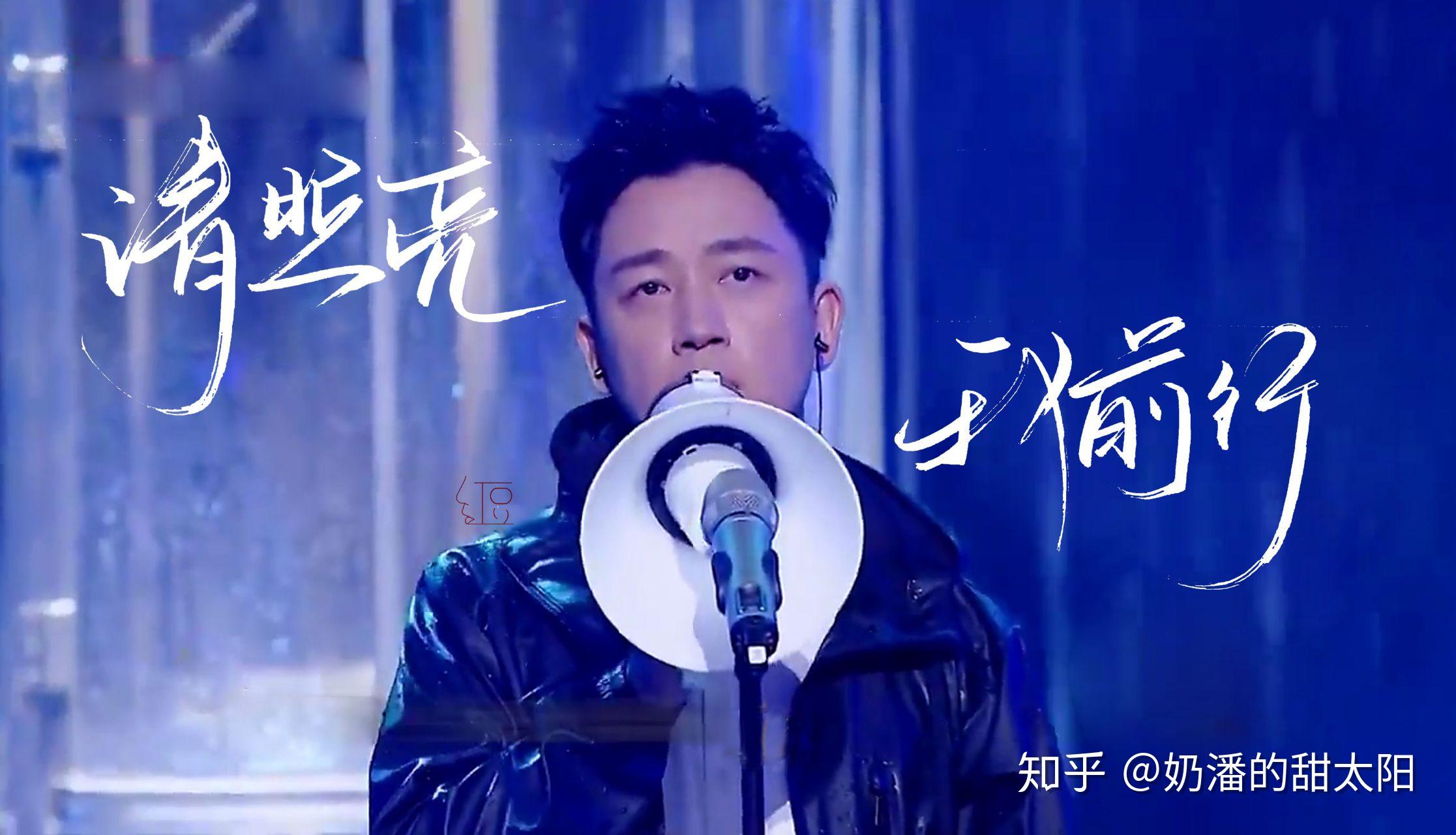 如何评价潘粤明的长相?