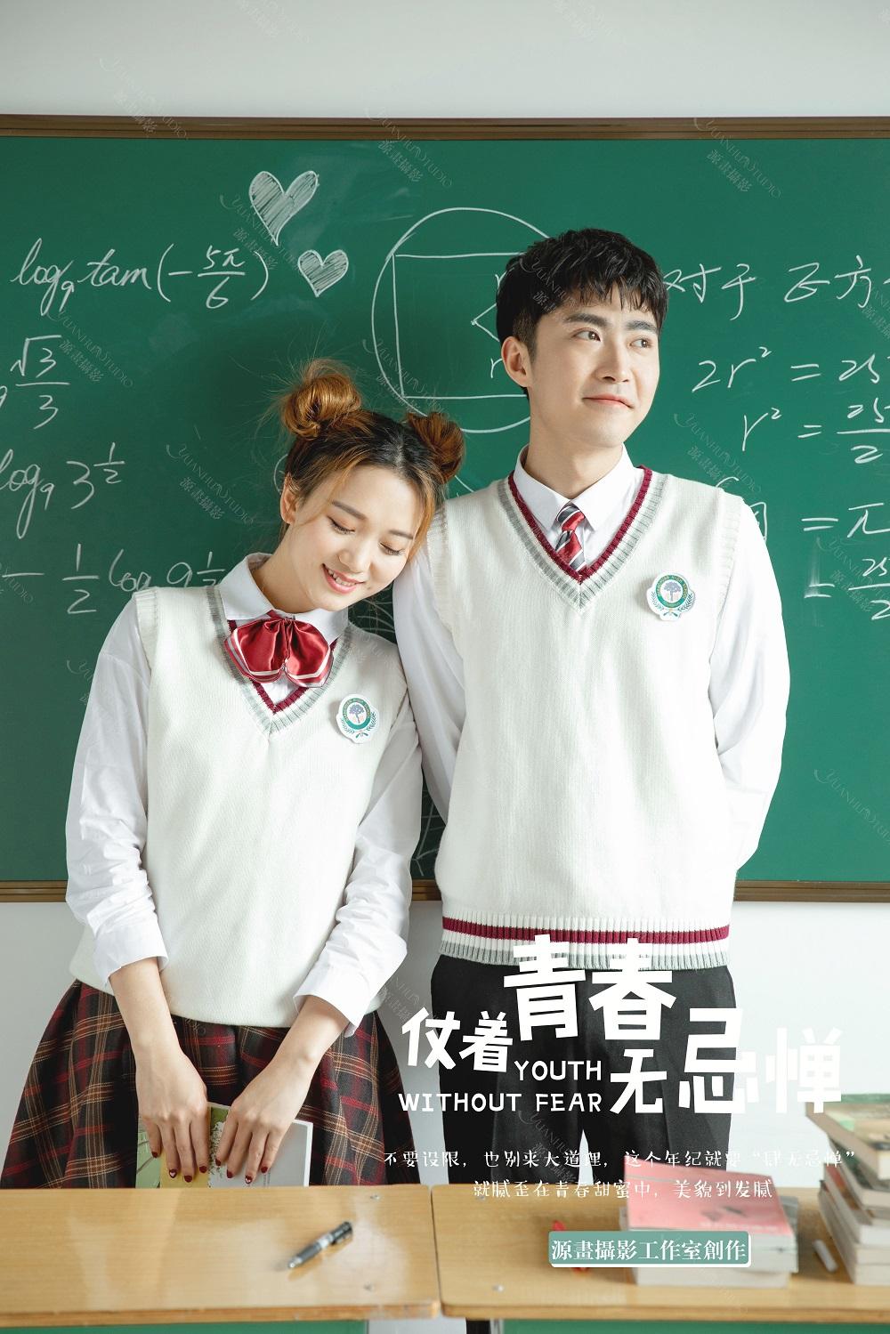 成都婚纱照你和同桌做过的最暧昧的事是什么