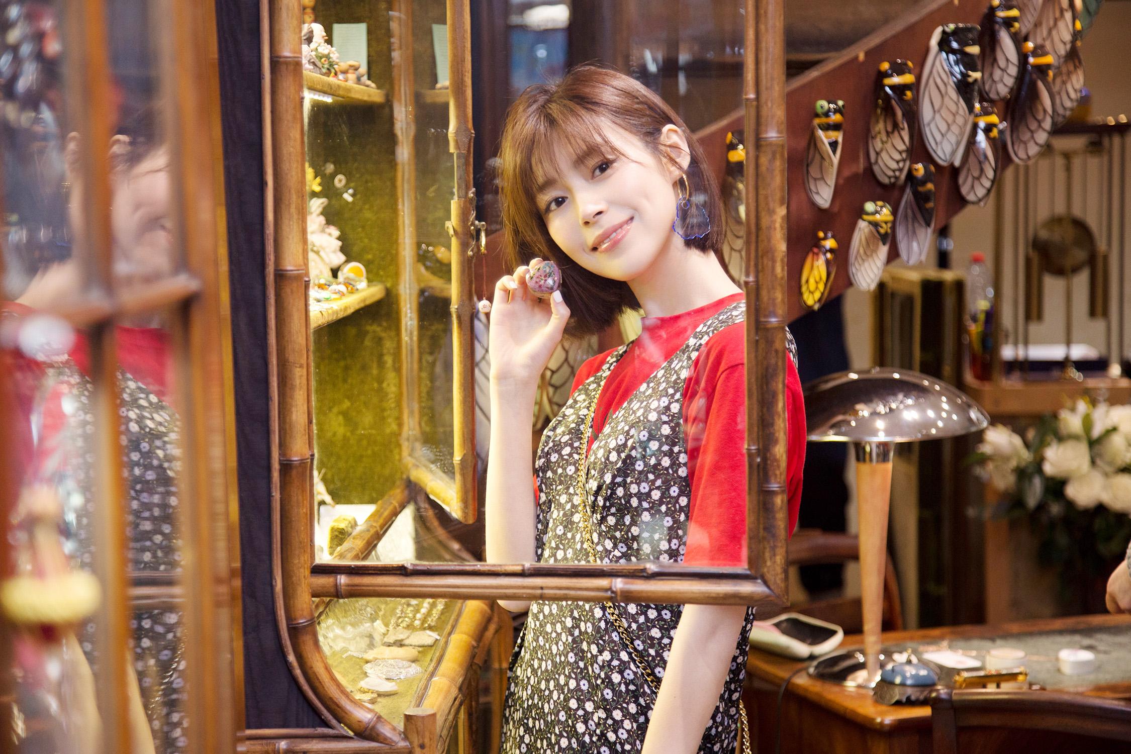 卢杉是个什么样的女演员? - 知乎