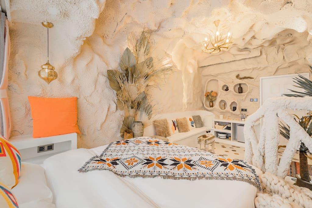 成都一家洞穴风很浓的民宿