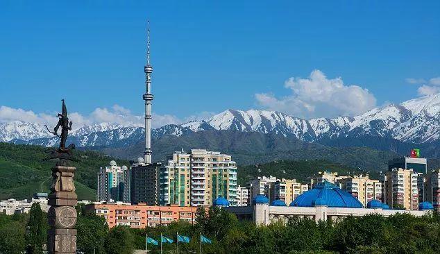 全球24个时区国家在同一天的生活