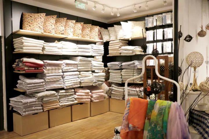 想省钱又想拿好货?家具批发哪里最便宜答案来了