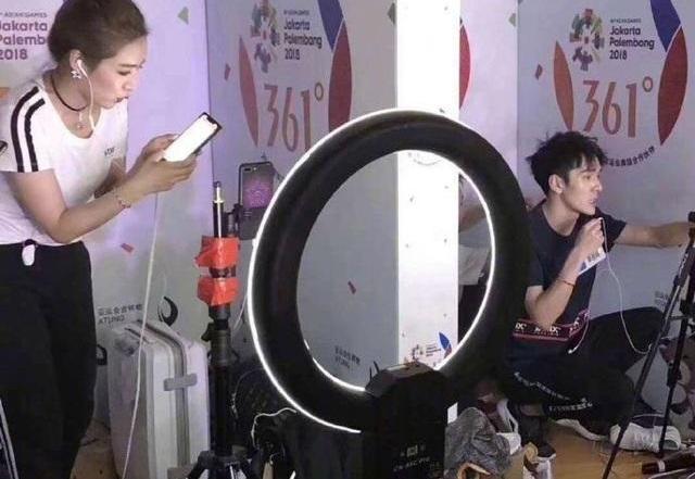 怎么看关注的主播关注多少天了 v2-36edc2ecbcf38aa7f543c517a4501b64_r.jpg