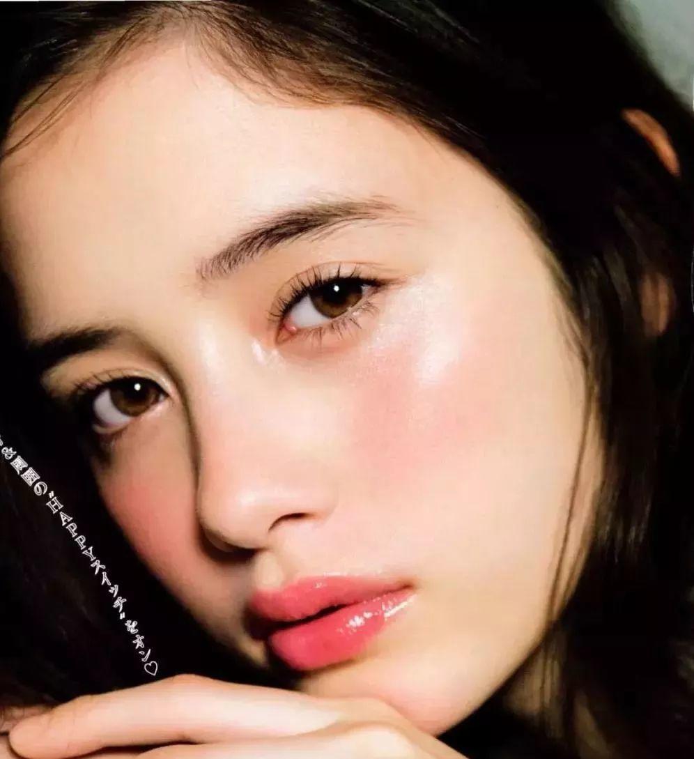 绿茶妆来了这个夏天来做个迷人的小妖精吧