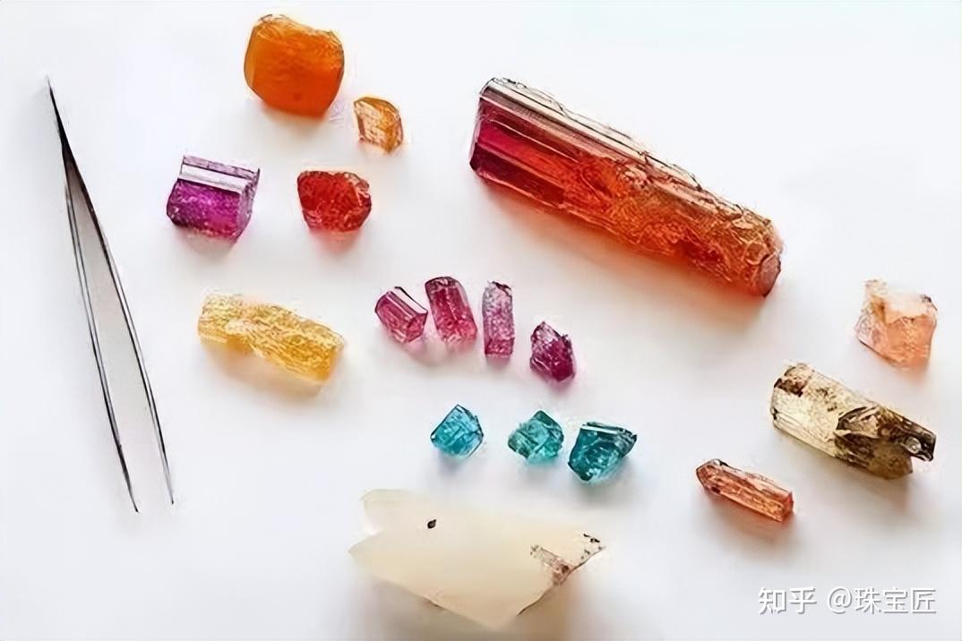 5000年前的辉煌古国,如今战火纷飞,躺在宝石堆上的"乞丐":阿富汗