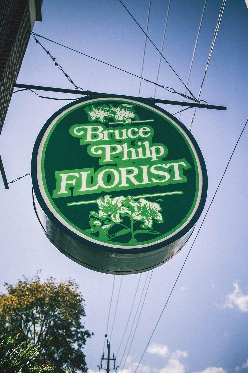 招牌用什么材料好