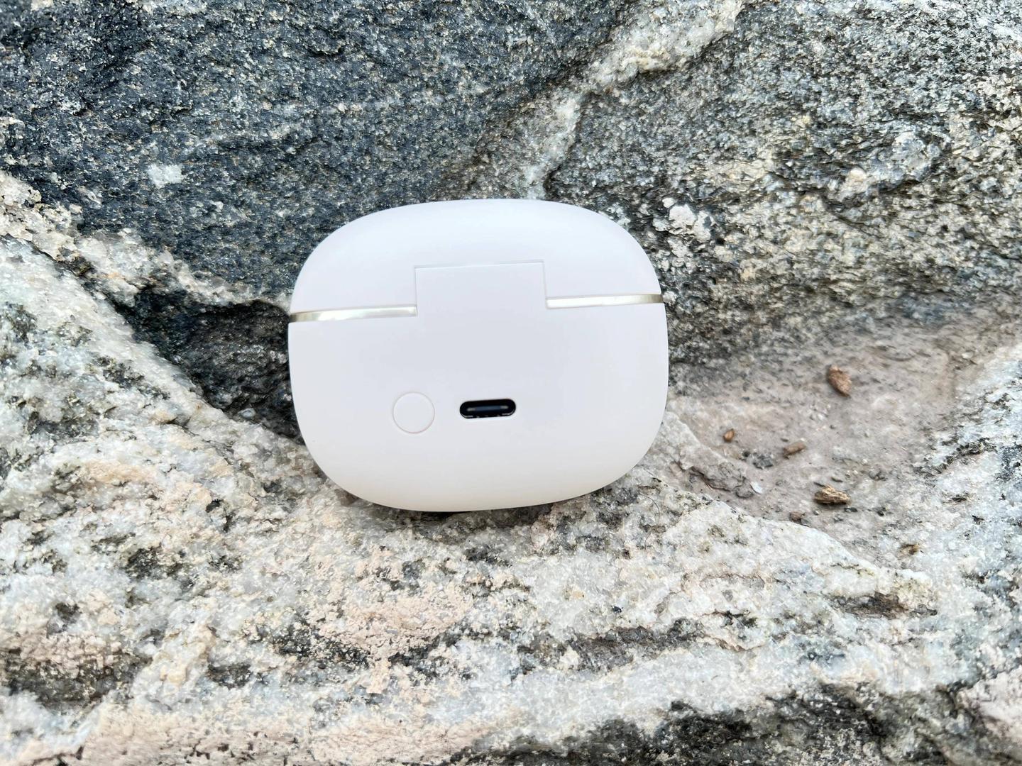 音质震撼+佩戴舒适+AI加持!实测开放式耳机OHAYO雷登AiryClamp A7