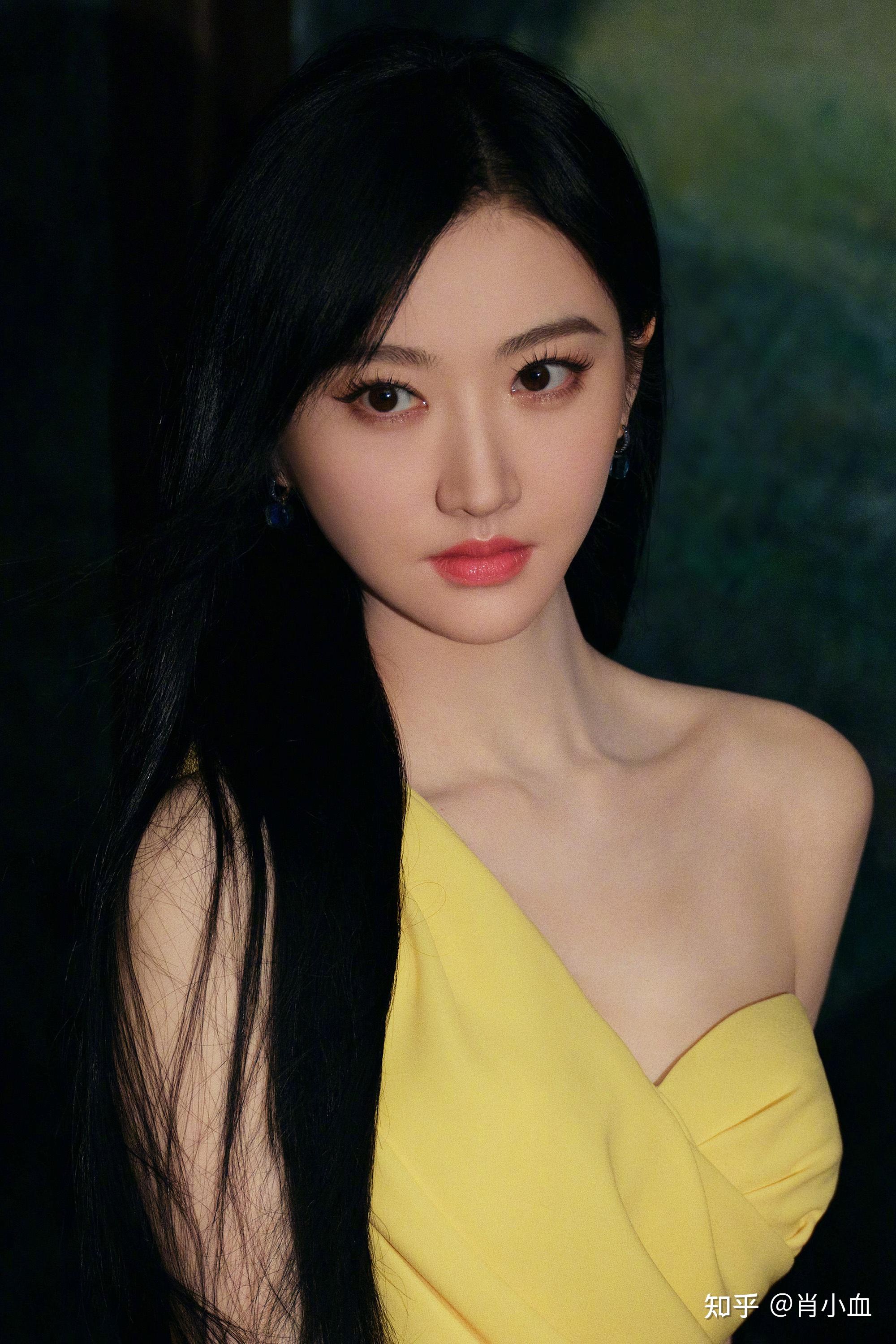 如何评价女星景甜的颜值